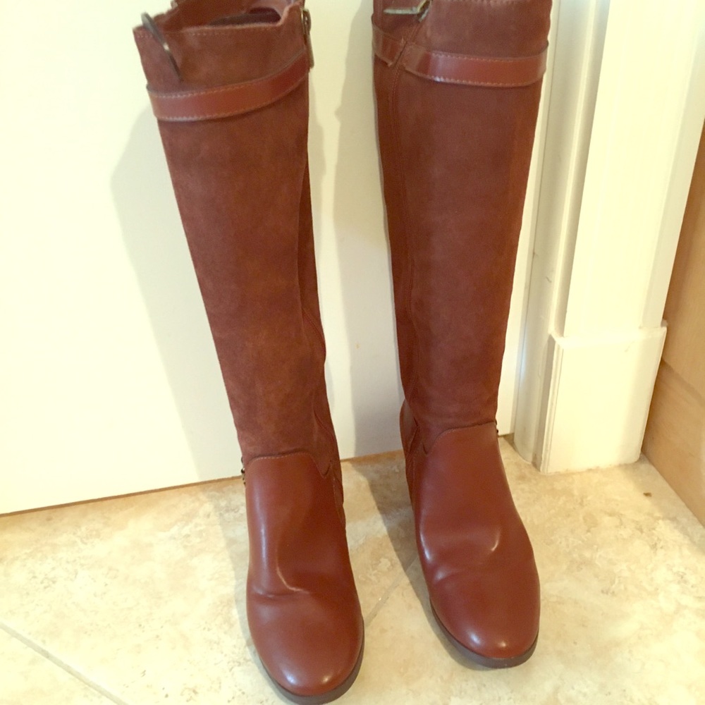 GH Bass boots